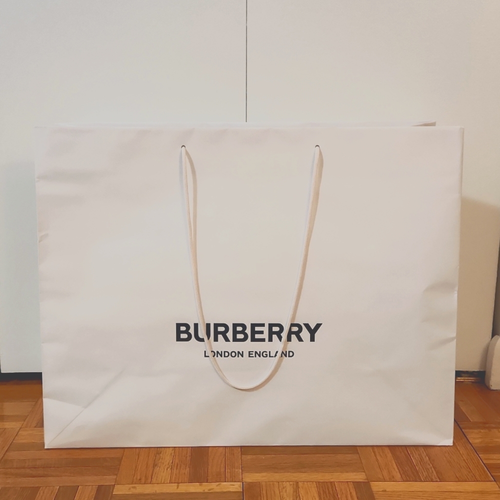 Burberry Shopping Bag